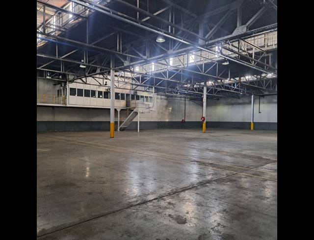 INDUSTRIAL PROPERTY TO RENT IN SIDWELL